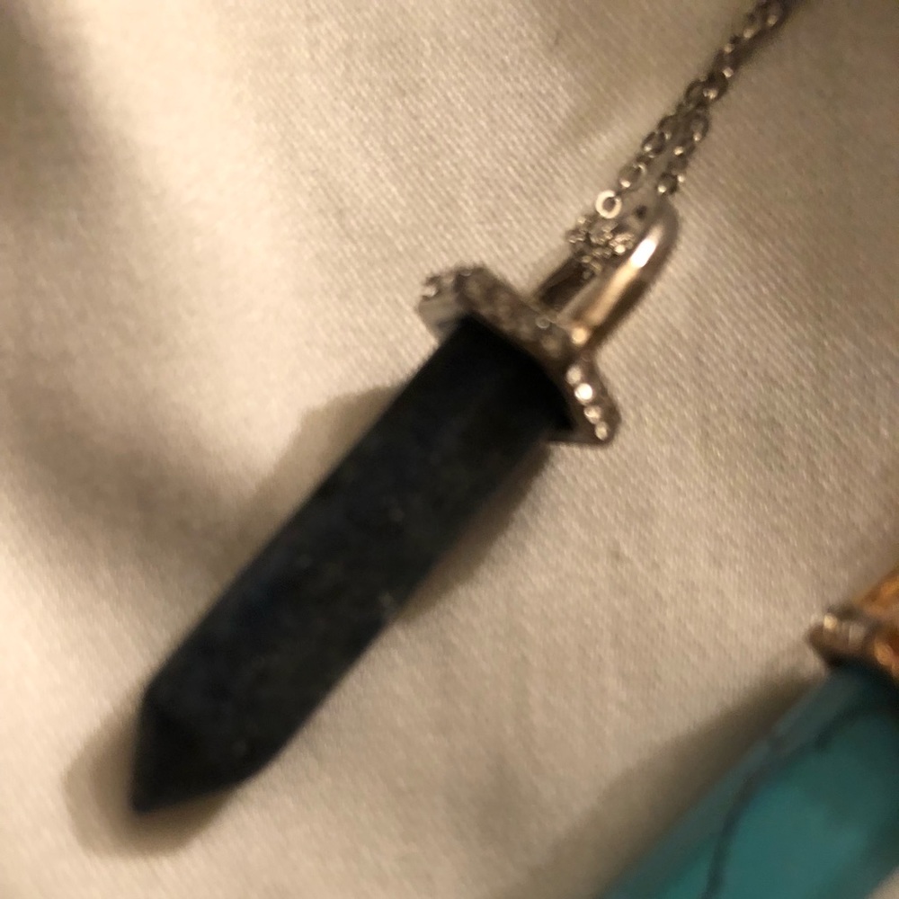 3 necklaces - Picture 4 of 6